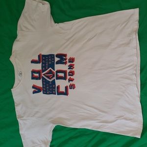 Volcom Red White and Blue Tshirt Size XL White Red Blue